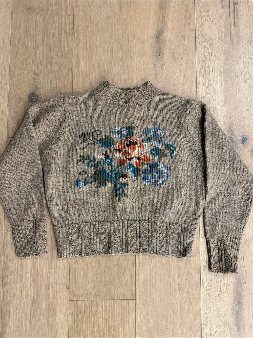 Rare vintage 100% wool Laura Ashley embroidered sweater